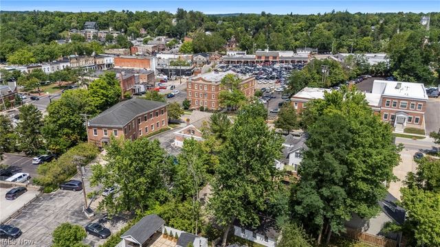 58 E Washington Street, Chagrin Falls, OH 44022