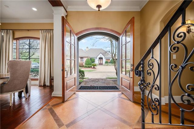 6008 STONEGATE Drive, Alexandria, LA 71303