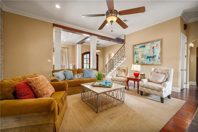 6008 STONEGATE Drive, Alexandria, LA 71303