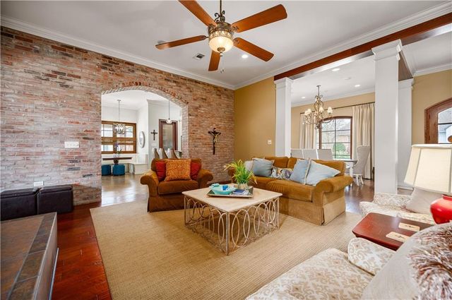 6008 STONEGATE Drive, Alexandria, LA 71303