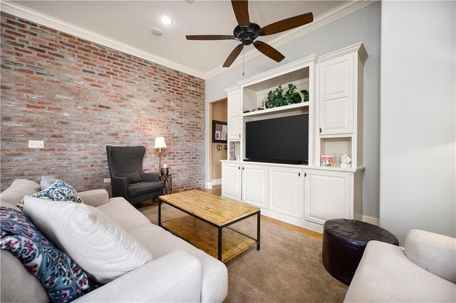 6008 STONEGATE Drive, Alexandria, LA 71303