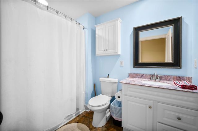 6008 STONEGATE Drive, Alexandria, LA 71303