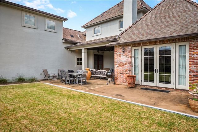 6008 STONEGATE Drive, Alexandria, LA 71303