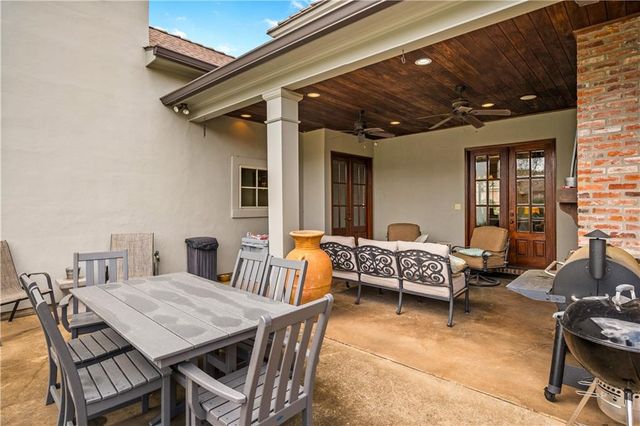 6008 STONEGATE Drive, Alexandria, LA 71303