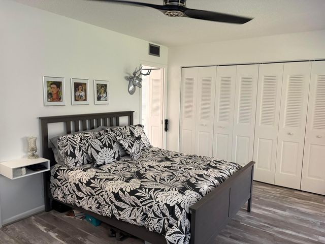 223 Southampton B, West Palm Beach, FL 33417