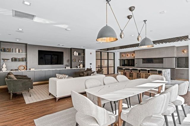 99 Sumner St 223, Boston, MA 02128