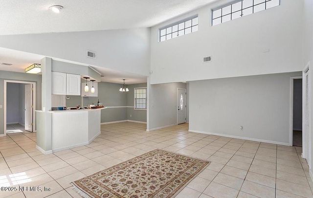 3386 CHRYSLER Drive, Jacksonville, FL 32257