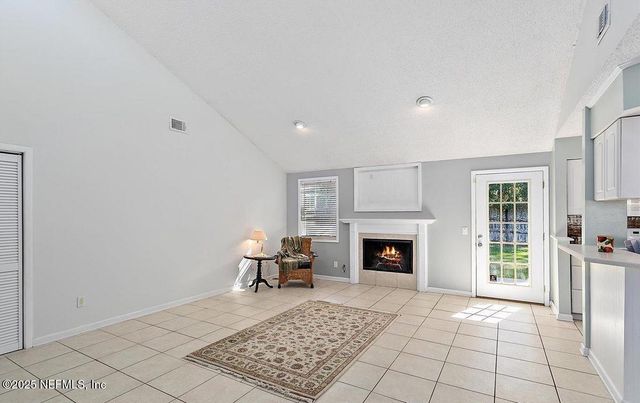 3386 CHRYSLER Drive, Jacksonville, FL 32257