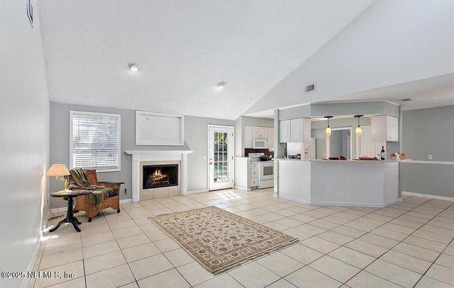 3386 CHRYSLER Drive, Jacksonville, FL 32257