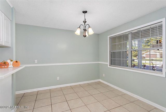 3386 CHRYSLER Drive, Jacksonville, FL 32257