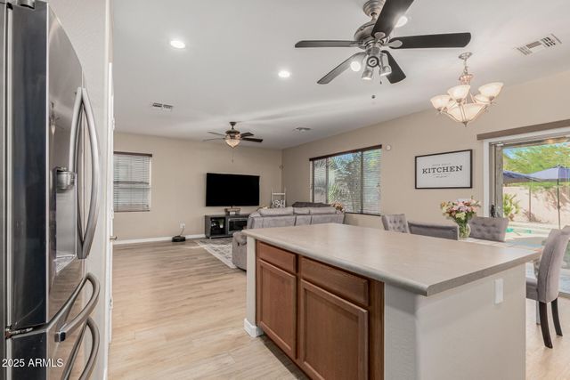 41284 W COLBY Drive, Maricopa, AZ 85138