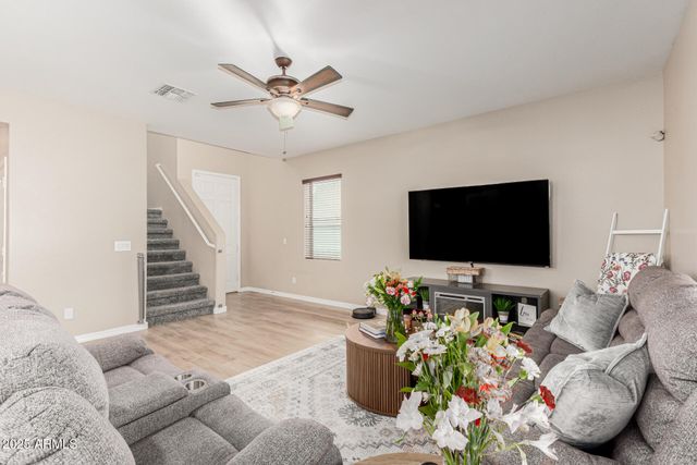 41284 W COLBY Drive, Maricopa, AZ 85138