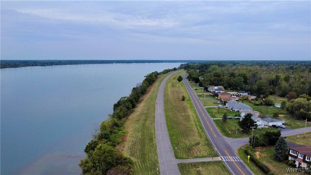 646 Alt Boulevard, Grand Island, NY 14072