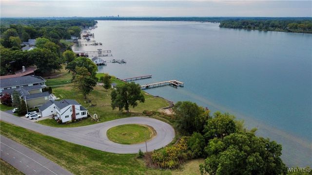 646 Alt Boulevard, Grand Island, NY 14072