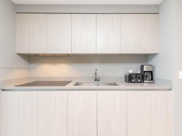 4010 S Ocean Drive T3705, Hollywood, FL 33019