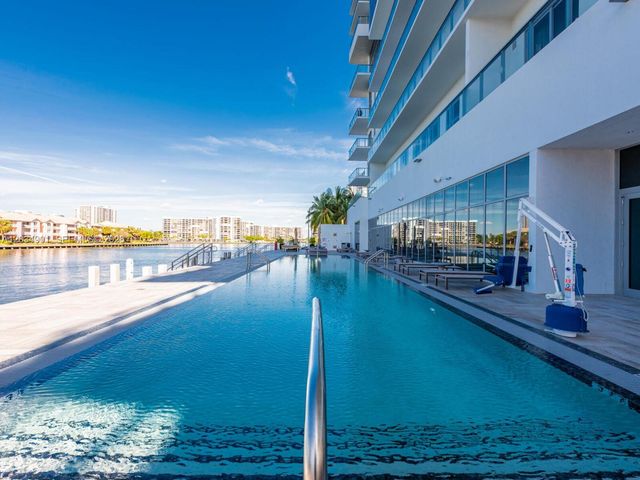 4010 S Ocean Drive T3705, Hollywood, FL 33019