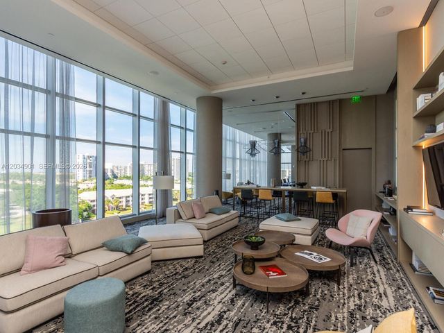 4010 S Ocean Drive T3705, Hollywood, FL 33019