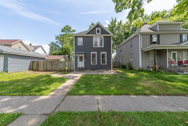 709 W 16th Street, Davenport, IA 52804