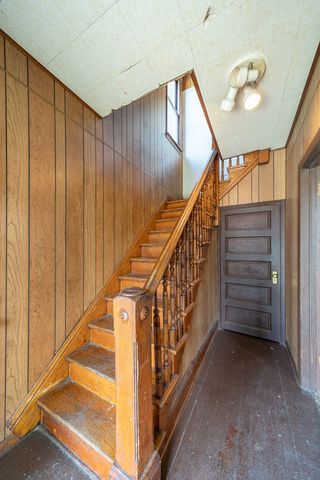 709 W 16th Street, Davenport, IA 52804
