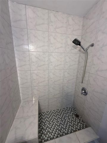 617 PENT STREET, Tarpon Springs, FL 34689