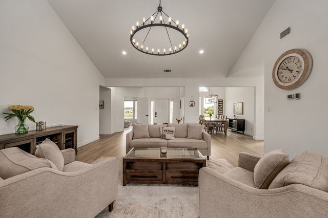 4094 Preston Lakes Circle, Celina, TX 75009