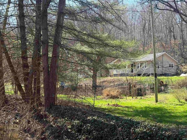 10559 Boyd Hollow Road, Shoals, IN 47581