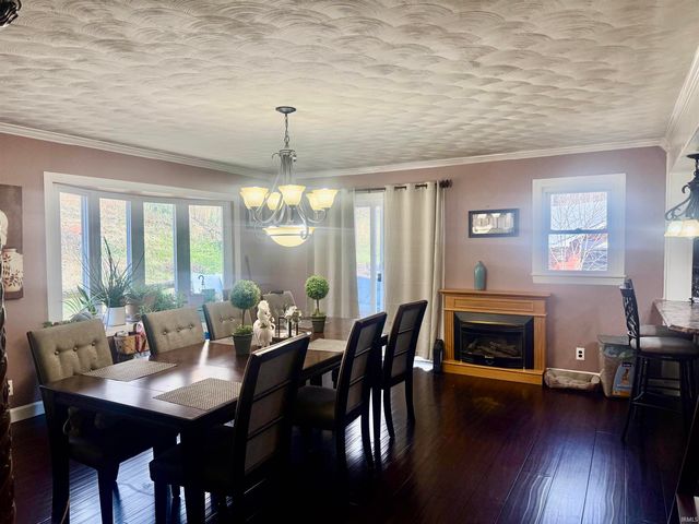 10559 Boyd Hollow Road, Shoals, IN 47581