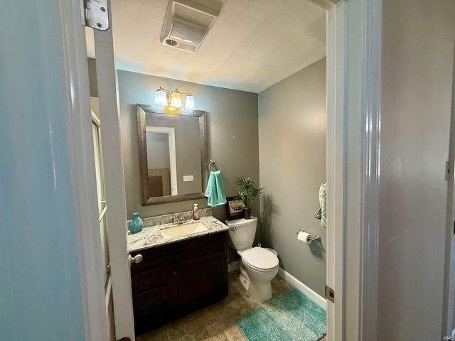 10559 Boyd Hollow Road, Shoals, IN 47581