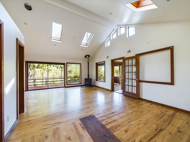 4001 Old Briceland Road, Garberville, CA 95542