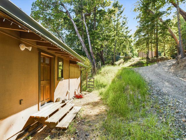 4001 Old Briceland Road, Garberville, CA 95542