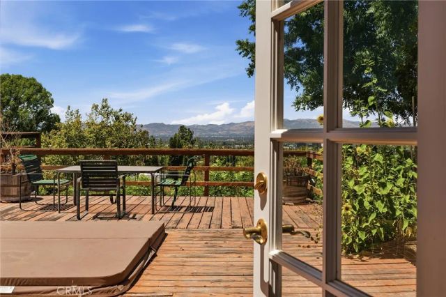 18070 Boris Drive, Encino, CA 91316