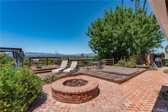 18070 Boris Drive, Encino, CA 91316