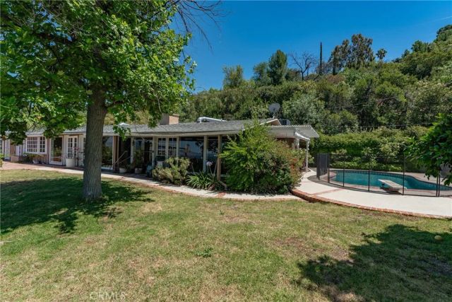 18070 Boris Drive, Encino, CA 91316