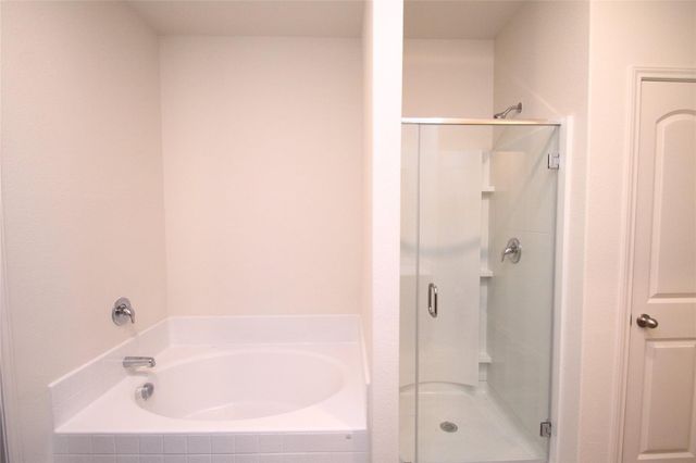 1825 Fergus Drive, Ponder, TX 76259
