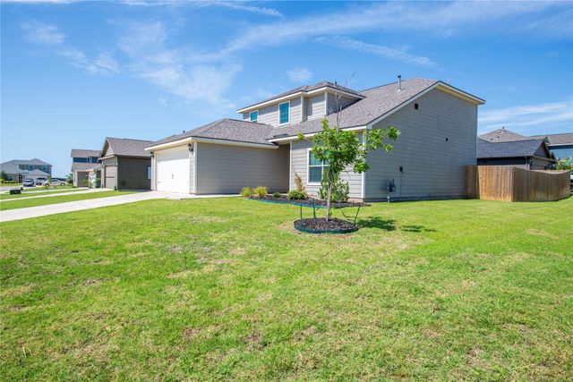 1825 Fergus Drive, Ponder, TX 76259