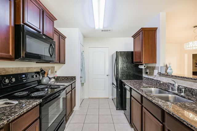 9438 Gold Mountain Drive, Rosharon, TX 77583