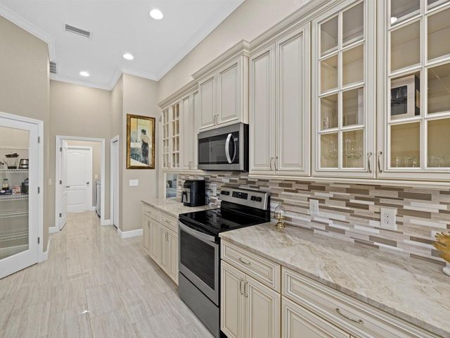 340 MCCABE STREET, Port Charlotte, FL 33953
