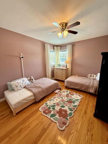 11284 N Lake Shore DRIVE, Mequon, WI 53092