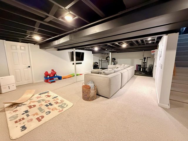 11284 N Lake Shore DRIVE, Mequon, WI 53092