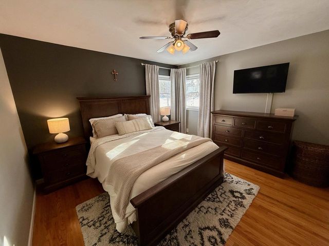 11284 N Lake Shore DRIVE, Mequon, WI 53092