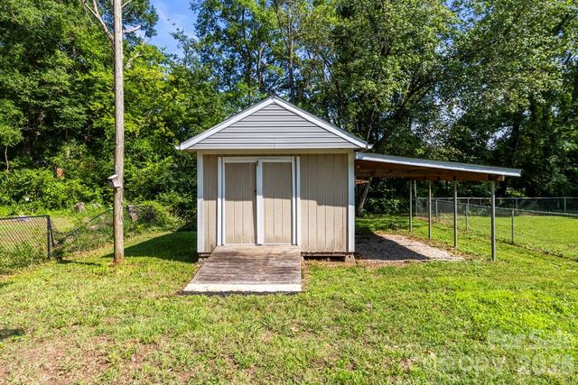 1125 Rembrandt Drive SW, Concord, NC 28027