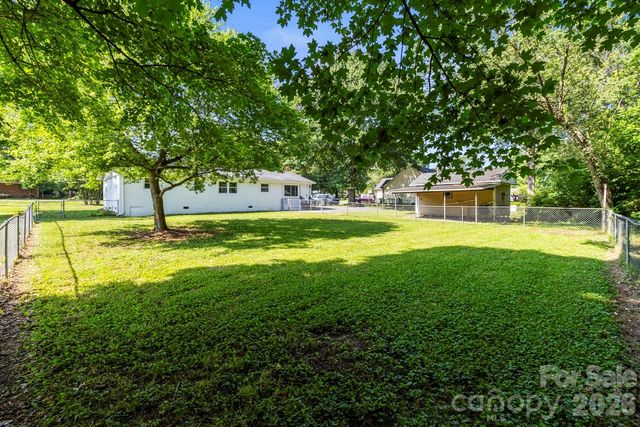 1125 Rembrandt Drive SW, Concord, NC 28027