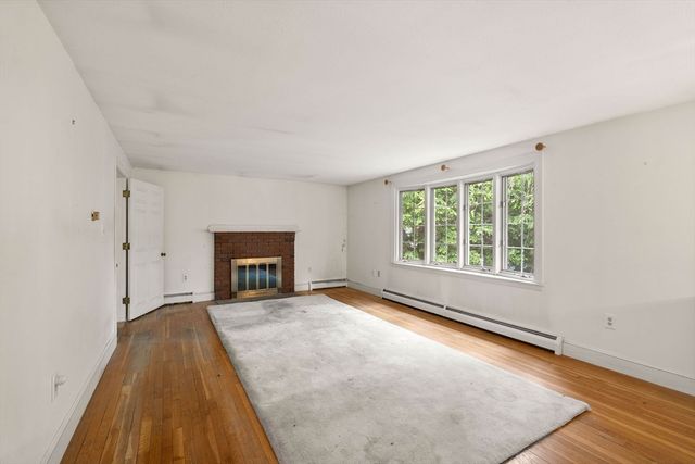 70 Baker Ave, Concord, MA 01742