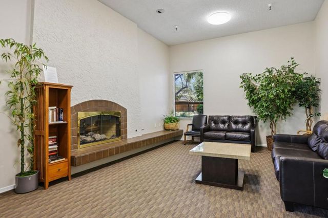 20151 Northwood Drive, Cupertino, CA 95014