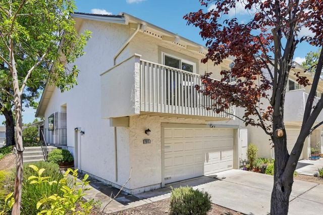20151 Northwood Drive, Cupertino, CA 95014