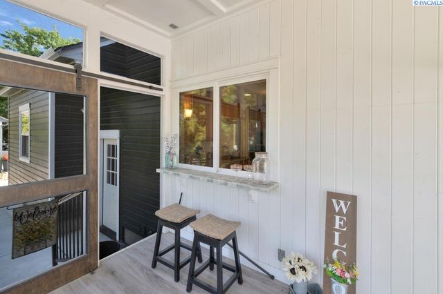 1935 Harris Ave., Richland, WA 99354