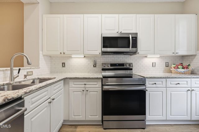 8305 Amber Leaf Court, Raleigh, NC 27612
