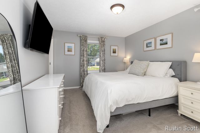 2680 Burgen Court, Grand Rapids, MI 49525
