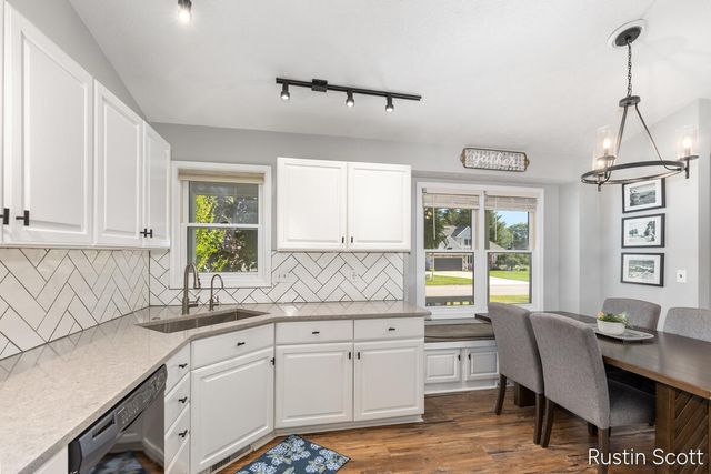 2680 Burgen Court, Grand Rapids, MI 49525