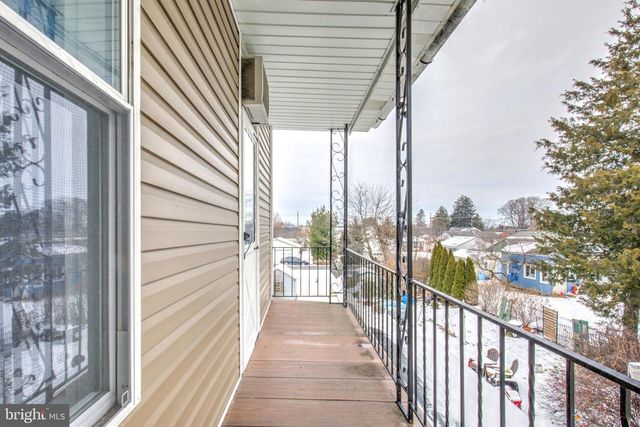 133 W WASHINGTON ST, Fleetwood, PA 19522